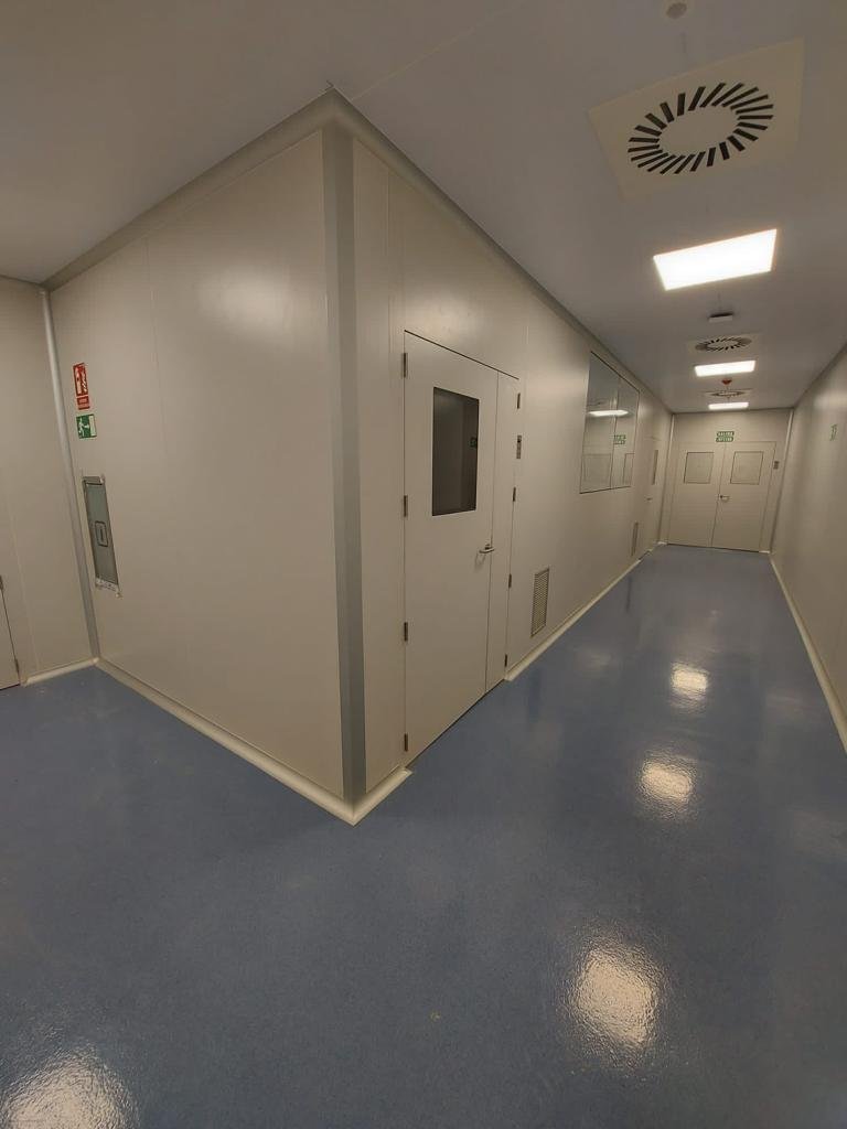Montaje de sala blanca